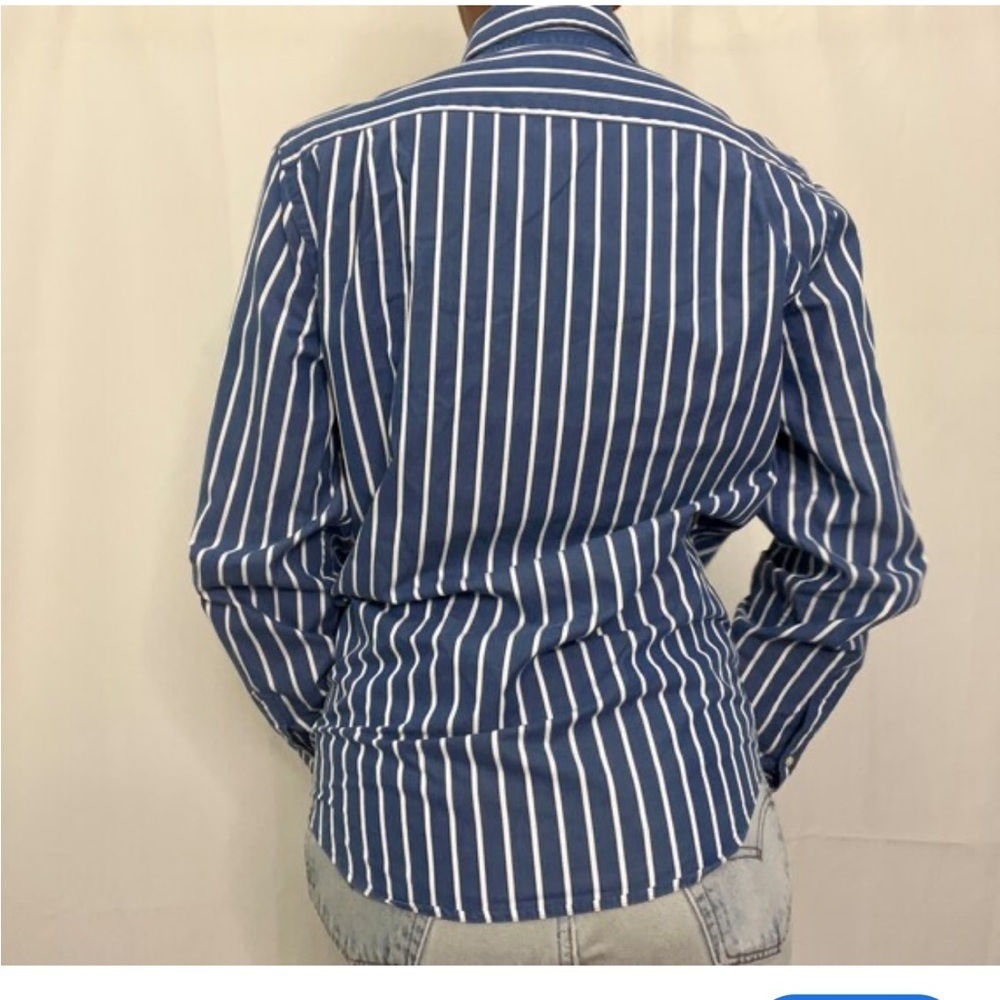 Abercrombie & Fitch Muscle Fit long sleep button up - Picture 9 of 9